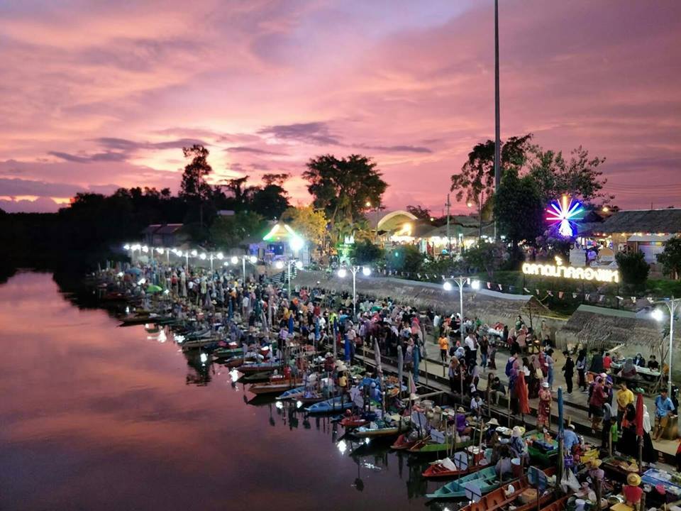 hatyai floating market