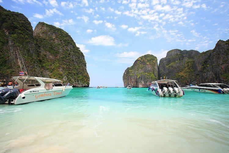 phi phi island tour by speedboat