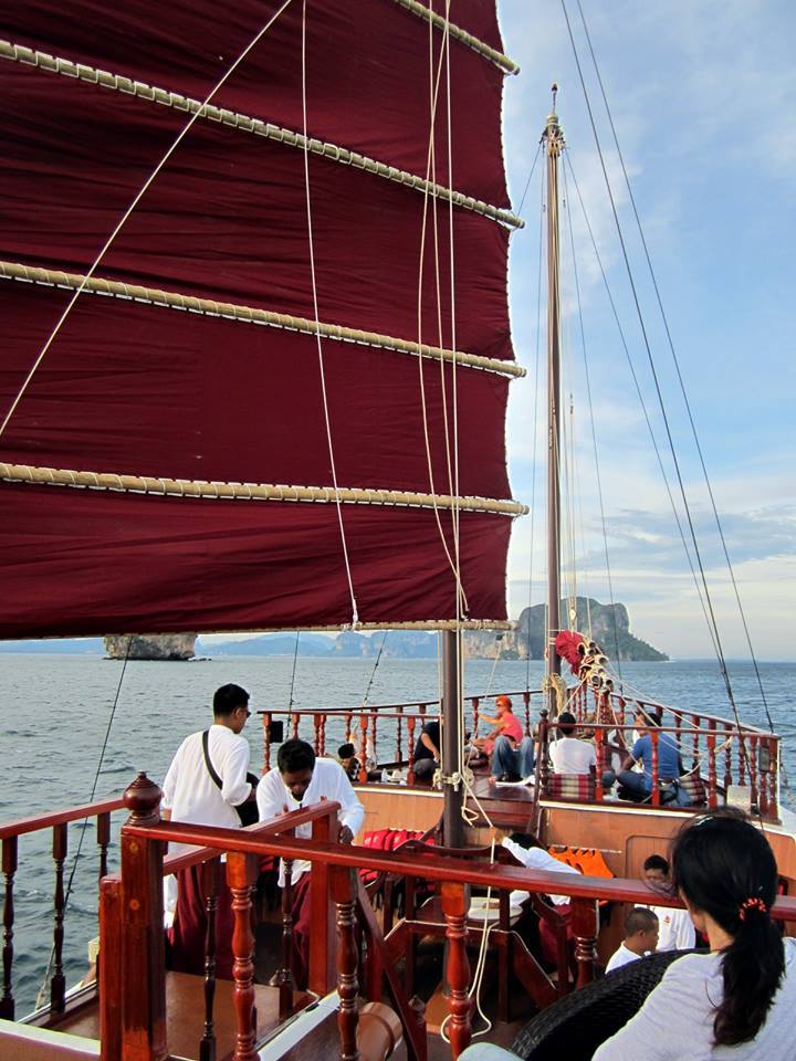 krabi sunset dinner cruise