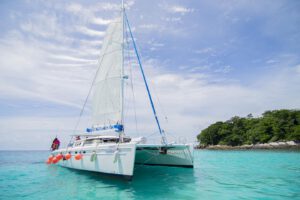 Raya island tour