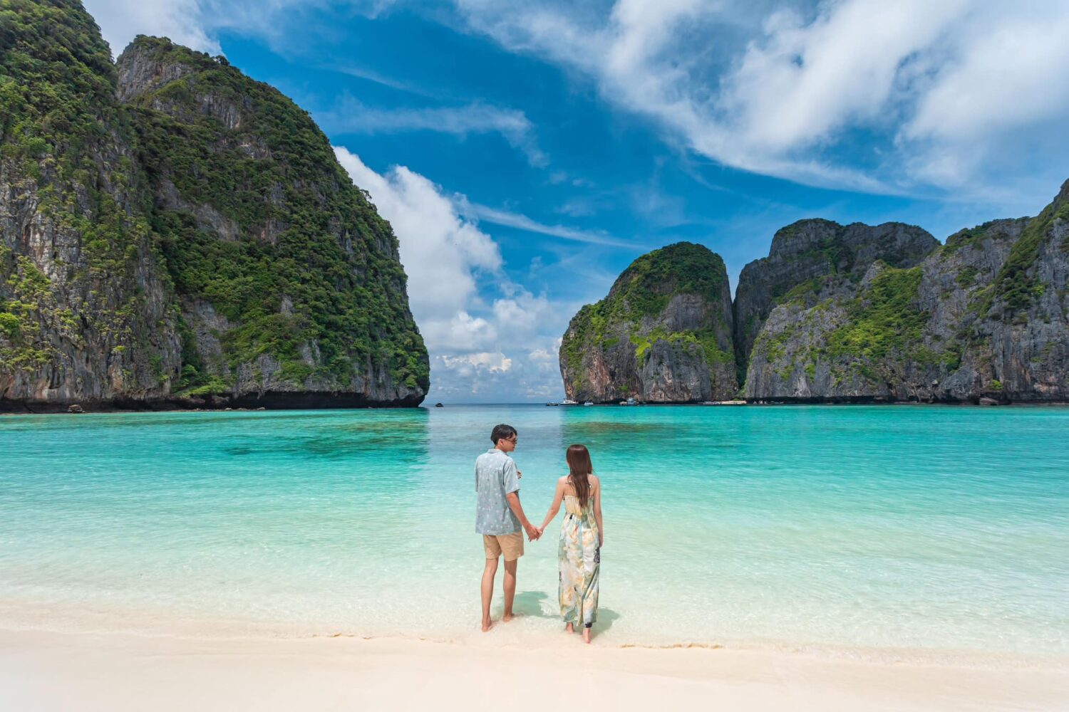 Phi Phi island tour by speedboat Phi Phi island tour by speedboat