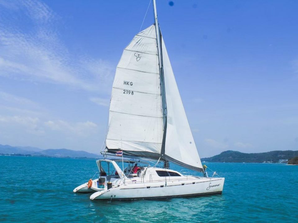 FULL DAY TRIP CORAL & RAYA ISLAND TOUR BY CATAMARAN YACHT